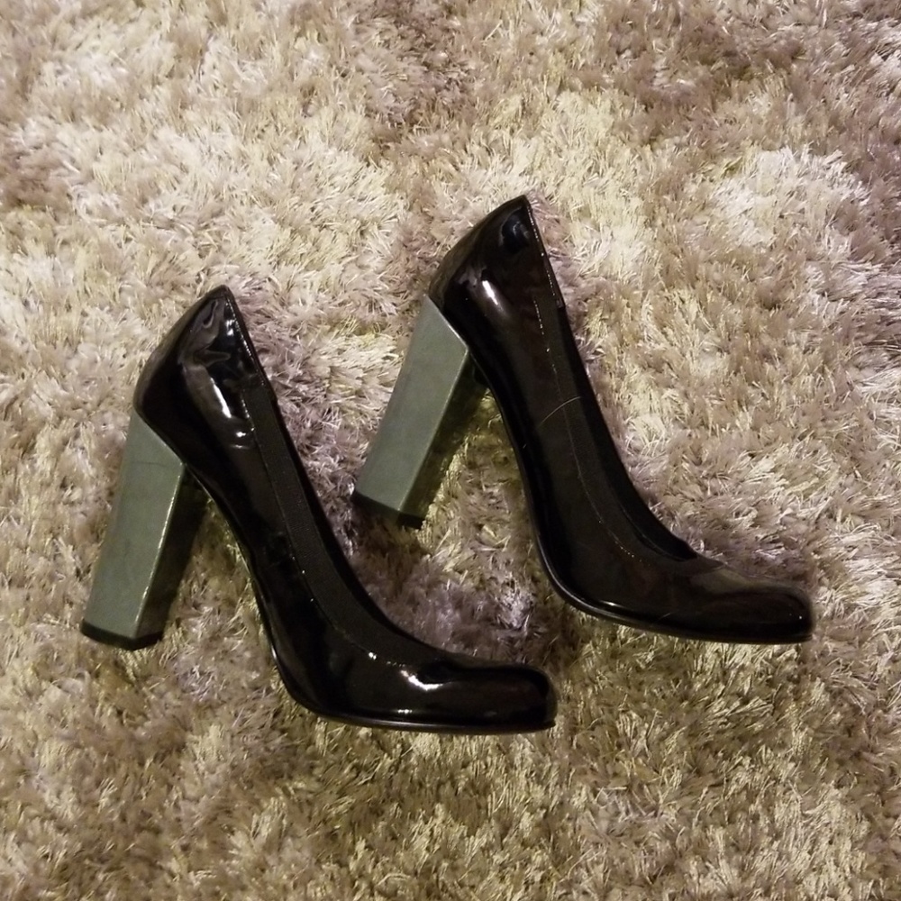 Black with Gray Heels